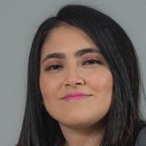 Devora Meza
